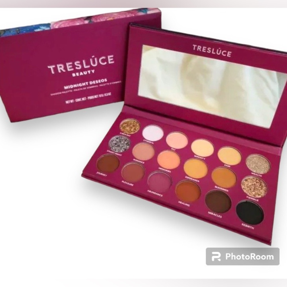 Tresluce beauty *midnight Deseos *eyeshadow palette HUGE